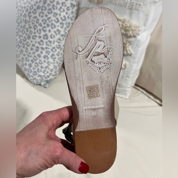 Vale Boot Sandals - Picture 3 of 6